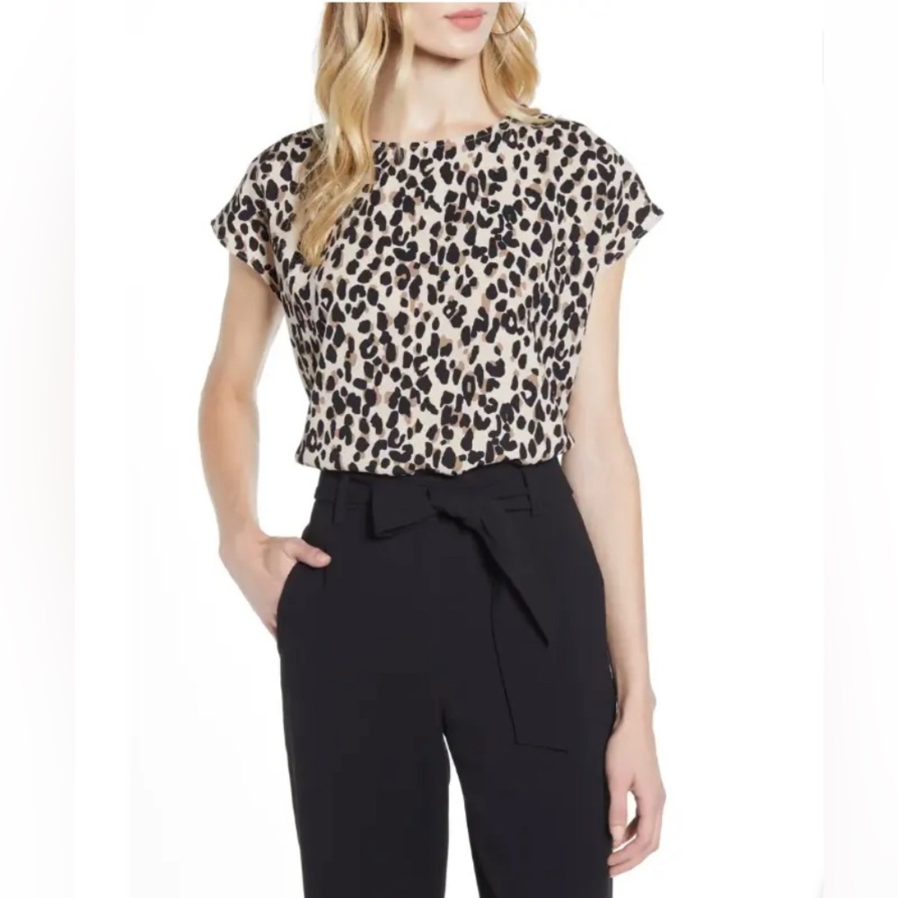 CAP SLEEVES BLOUSE By Halogen Size M
